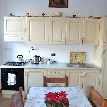 Al Ponte Vecchio Apartment